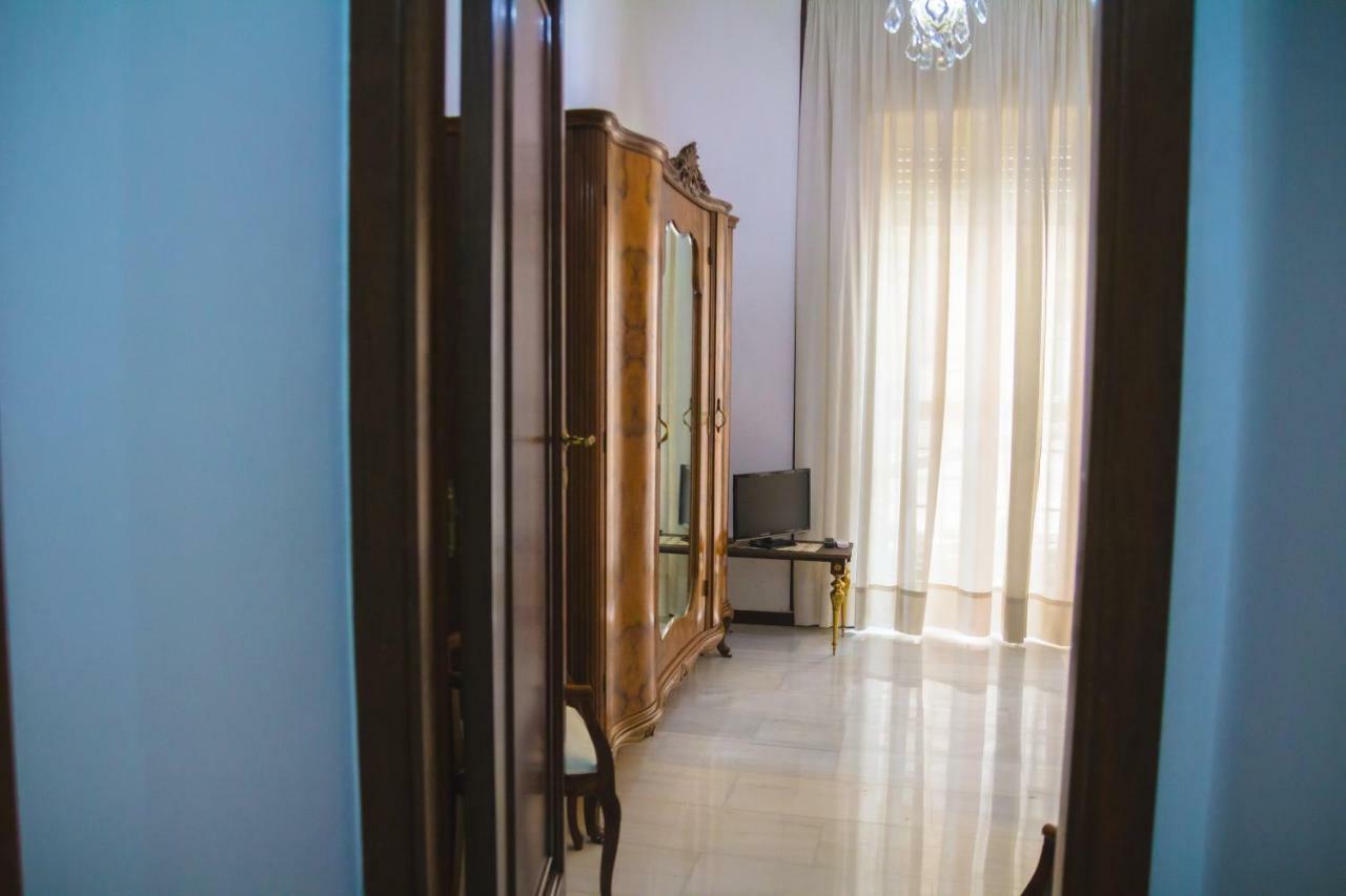 مبيت وإفطار نابولي Easy House المظهر الخارجي الصورة
